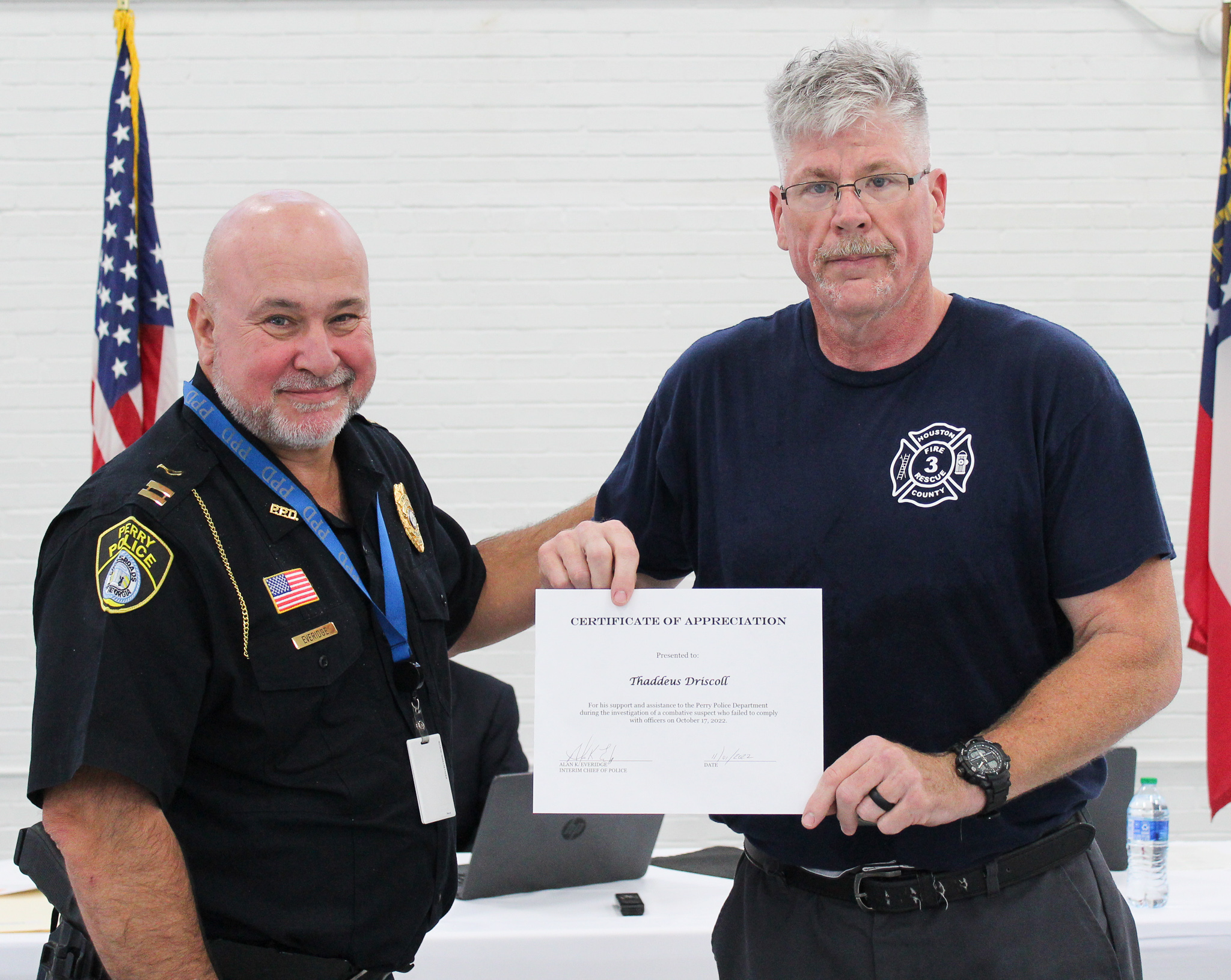 Photo for Citizen Receives Certificate of Appreciation from Perry Police Department