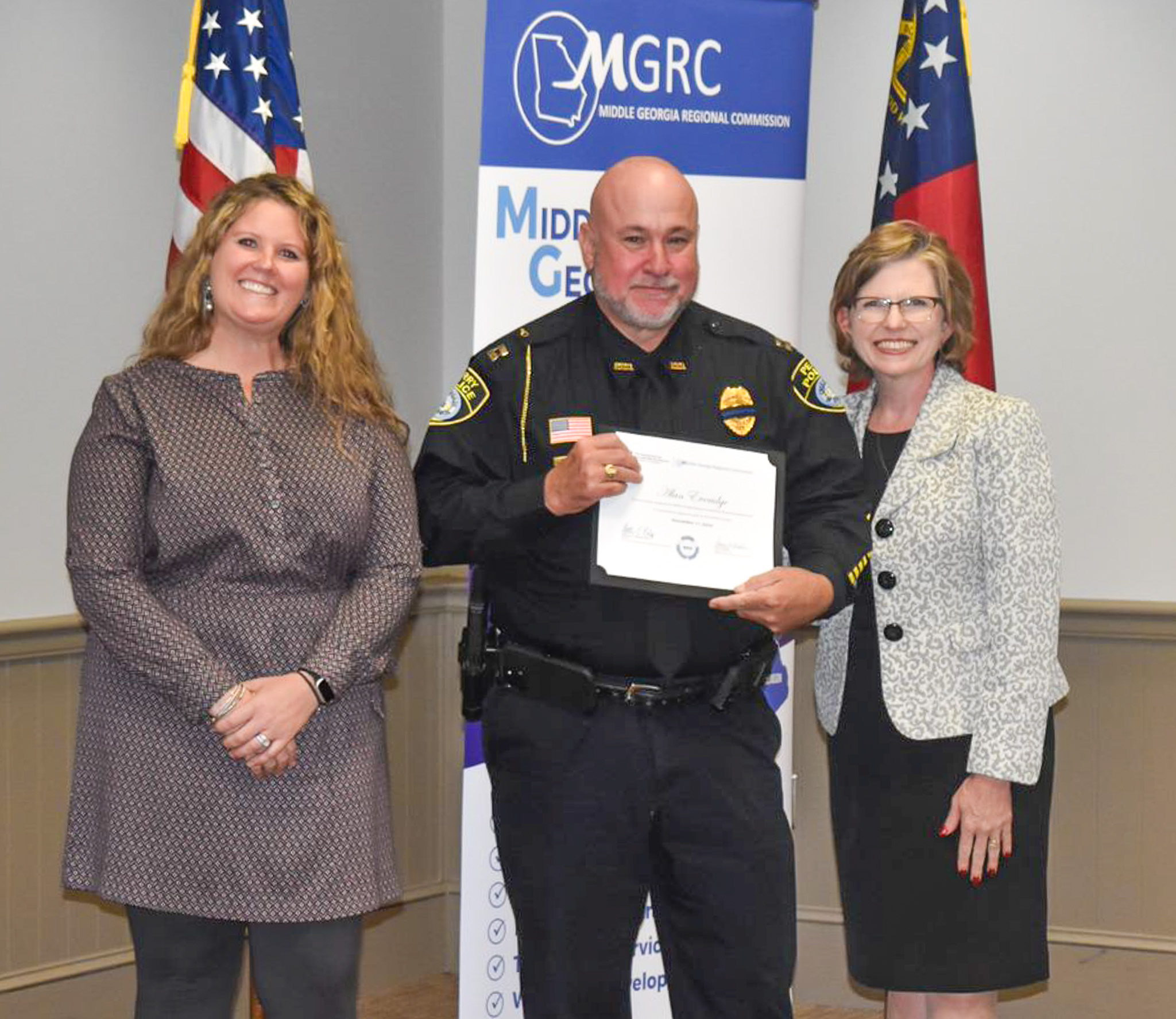 Photo for Police Chief Receives Commissioning from Middle Georgia Regional Commission 